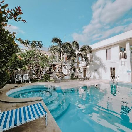 A Villas Resort&Restaurant Zamboanguita  Exterior foto